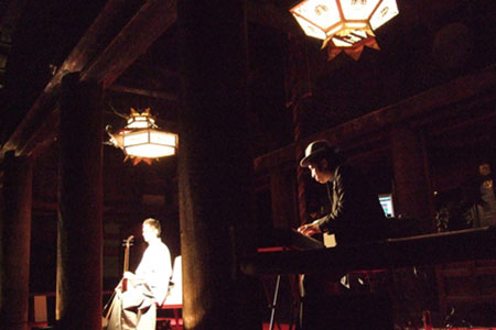 京都・清水寺　国際シンポジウムのアトラクション演奏