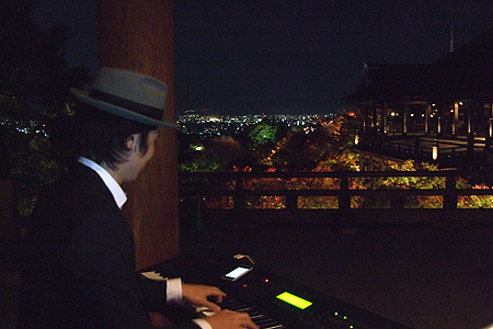 京都・清水寺　国際シンポジウムのアトラクション演奏